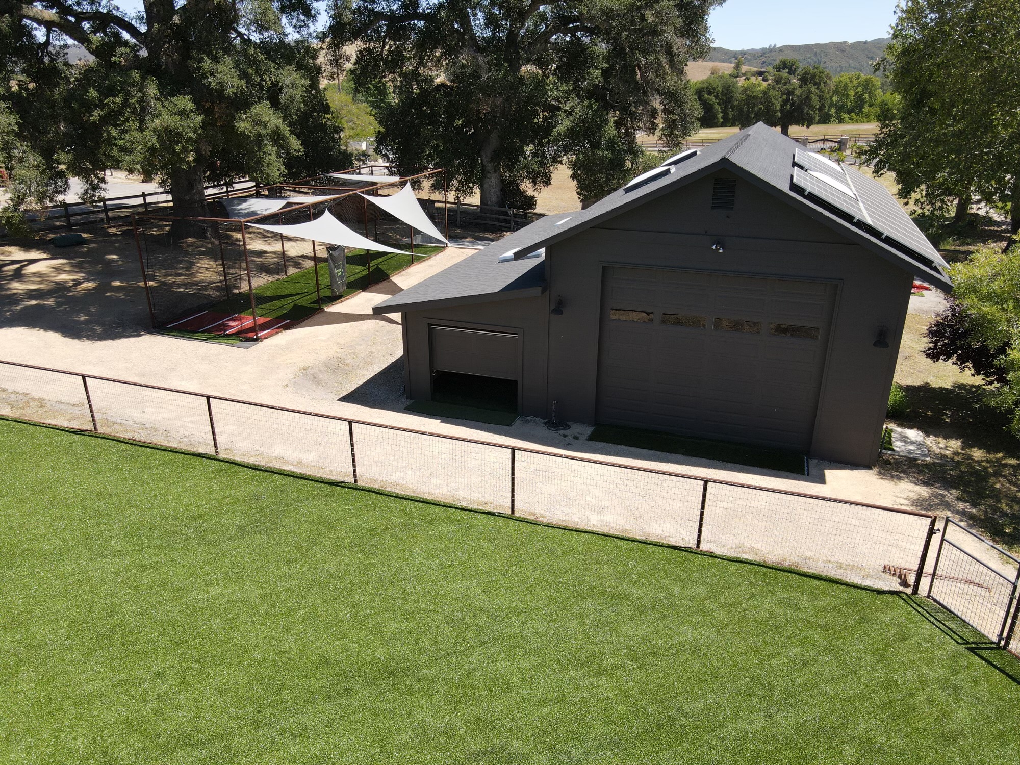 Black Barn Baseball